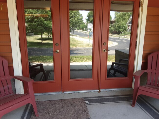 Front door - 3501 Strawberry Loop