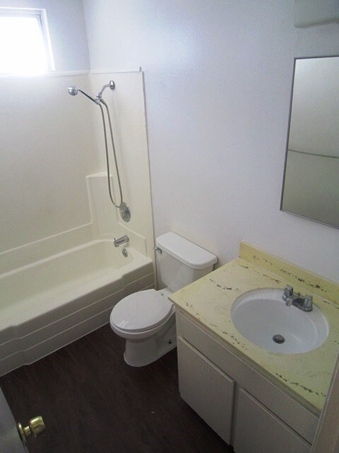 Building Photo - 4965 Comanche Dr