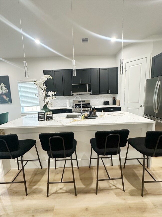 Foto del edificio - 4513 Reed Rd