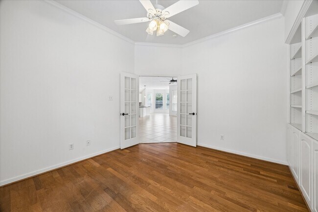Foto del edificio - 12507 Aliso Bend Ln