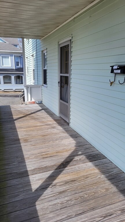 Foto del edificio - 175 Nichols St