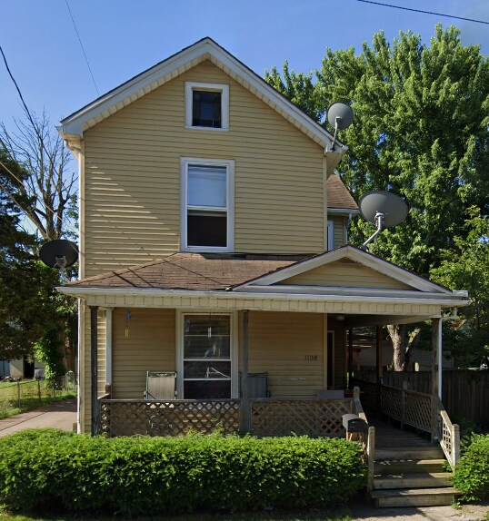 Foto principal - 1108 Girard Ave