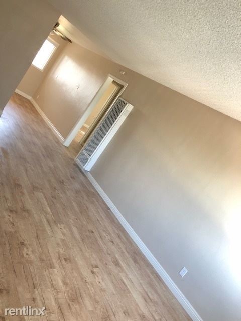 Foto del edificio - 713 N Mavis St