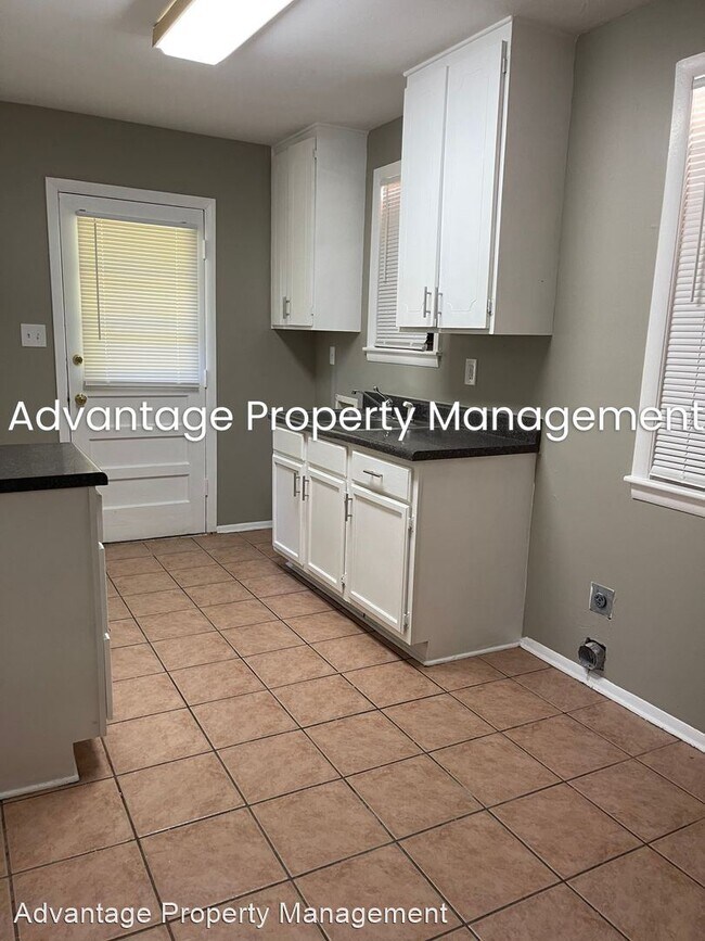 Foto del edificio - 3 br, 1 bath House - 2601 Darlene St.