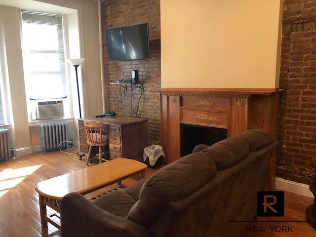 Building Photo - 309 West 87th Street