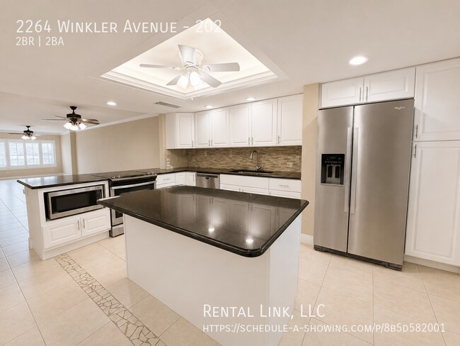 Foto del edificio - 2264 Winkler Ave