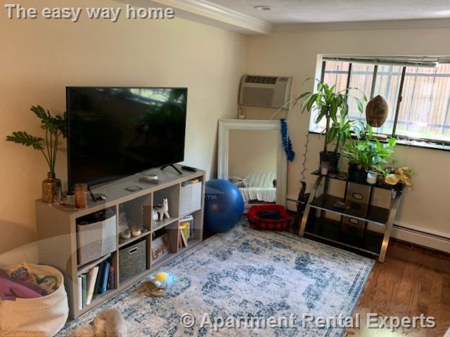 Foto del edificio - 6 Blair Pl