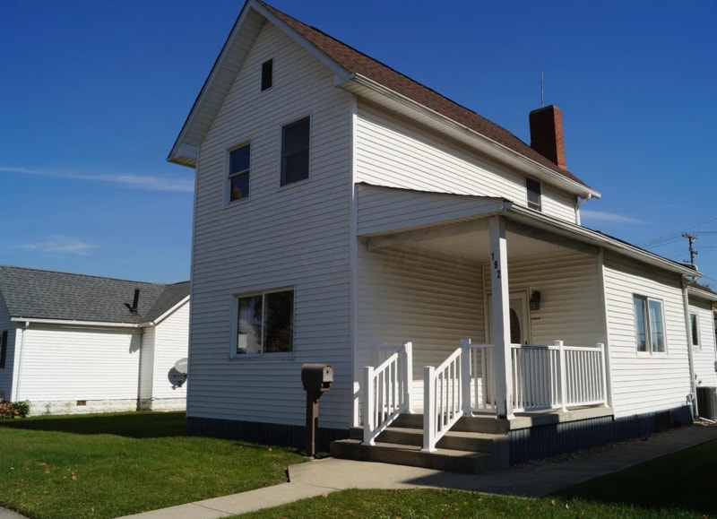 Primary Photo - 192 Decrow Avenue