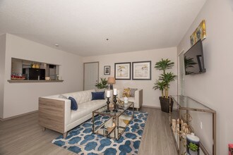 Building Photo - Arbors At Winters Chapel