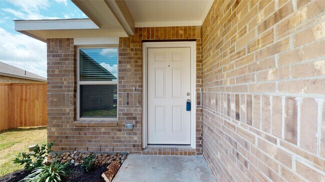 Foto del edificio - 26923 Wilderye Cv Ln