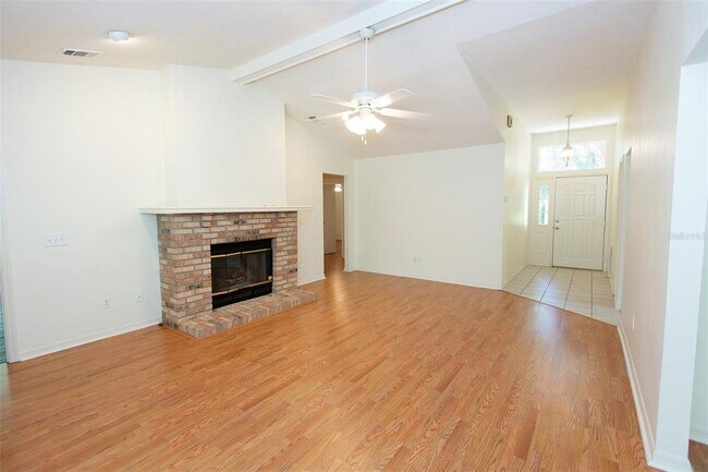 Foto del edificio - 2340 NW 16th Ave