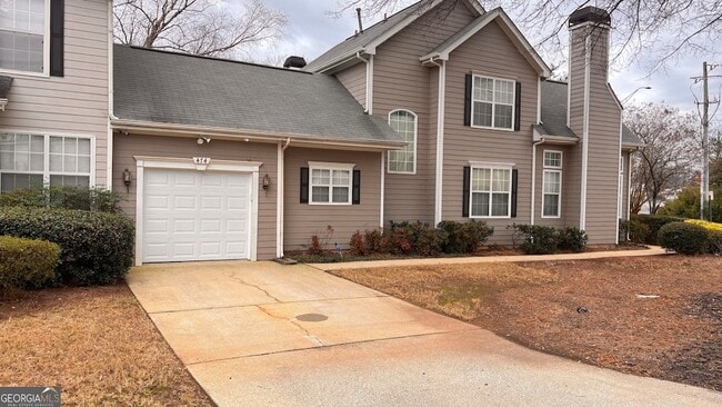 Building Photo - 474 Fraser St SE