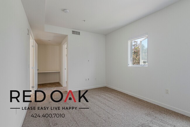 Foto del edificio - 11405 Chandler Blvd