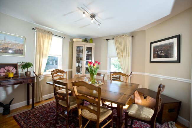 Comedor - 1932 Washington St