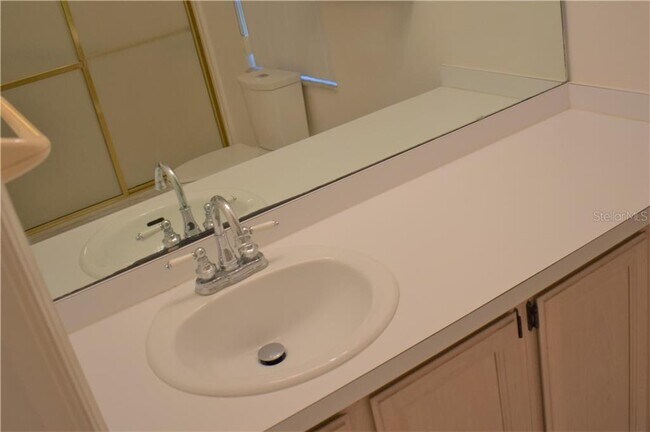 Foto del edificio - 232 Burning Tree Dr