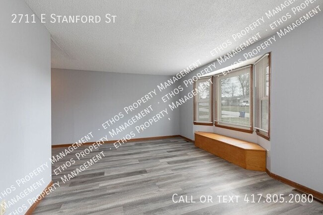 Building Photo - 2711 E Stanford St