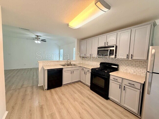Foto del edificio - 1148 Shadow Creek Blvd