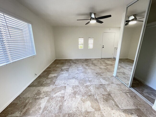 Foto del edificio - 4472 Felton St