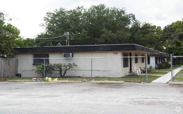 Building Photo - 1817 E 142nd Ave