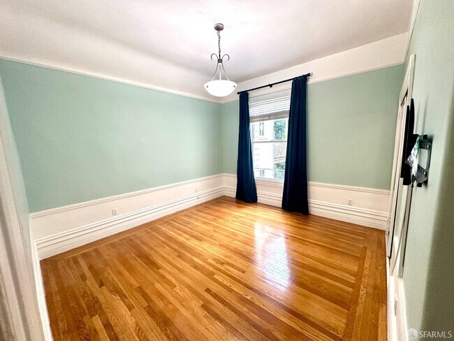 Foto del edificio - 717 Clayton St