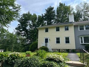 Building Photo - 41 Boulder Brook Dr
