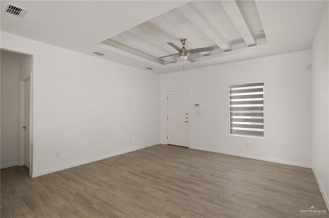 Foto del edificio - 308 W Campeche Ave