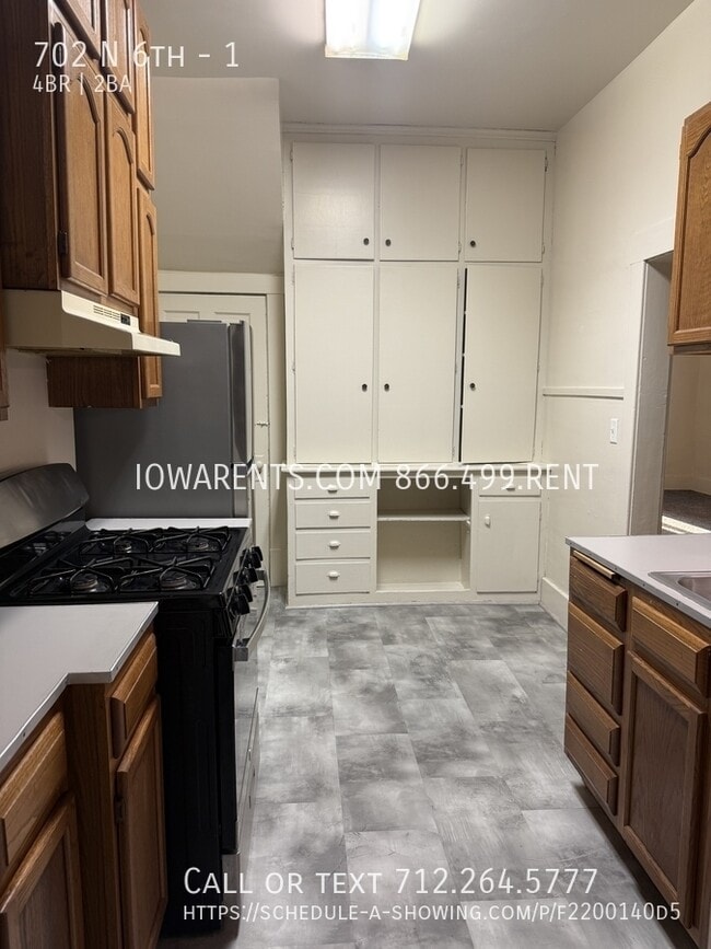 Foto del edificio - 702 N 6th St