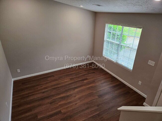 Building Photo - Beautiful 3 Bedroom House in Atlanta!