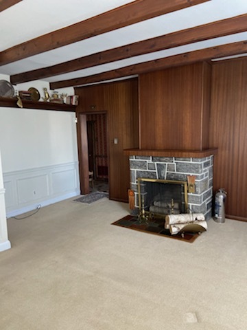 Large Living room - 703 Clifton Ave