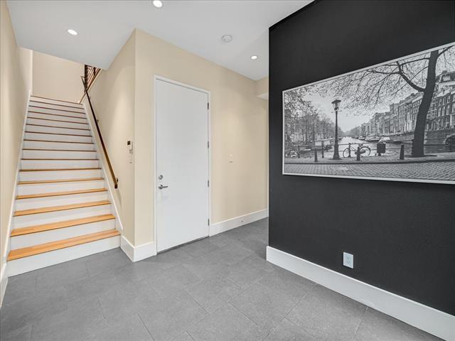 Building Photo - 426 Trinity River Cir