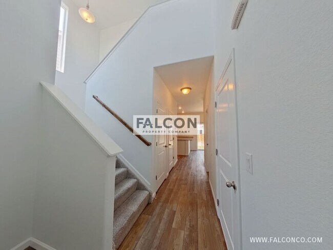 Building Photo - 10512 Castor Dr
