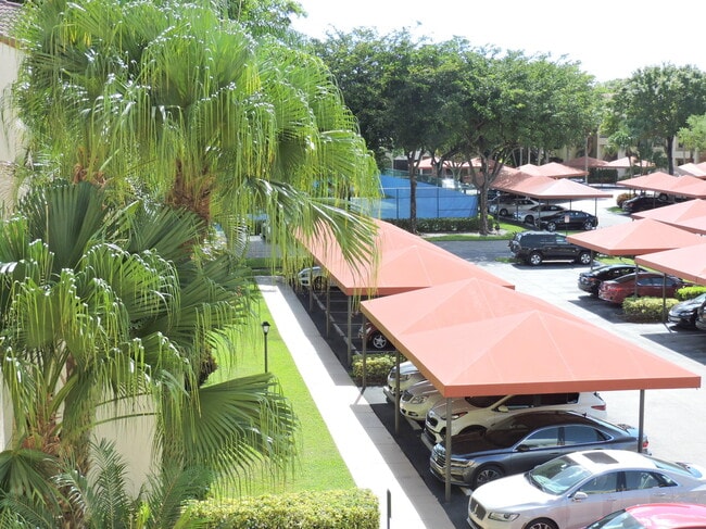 Building Photo - 7535 La Paz Blvd
