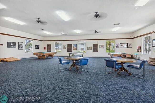 Foto del edificio - 2180 NE 67th St