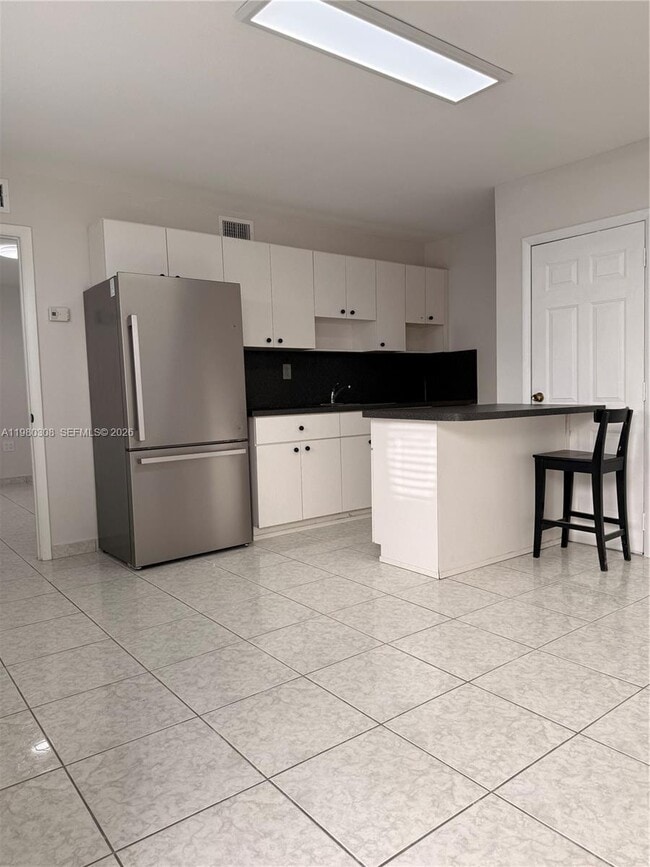 Building Photo - 3666 SW 24th Ter