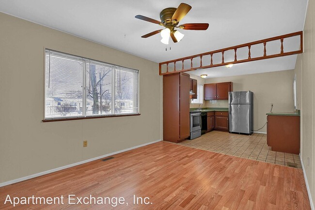Foto del edificio - 3 br, 1.5 bath House - 1020 Sherman Ln
