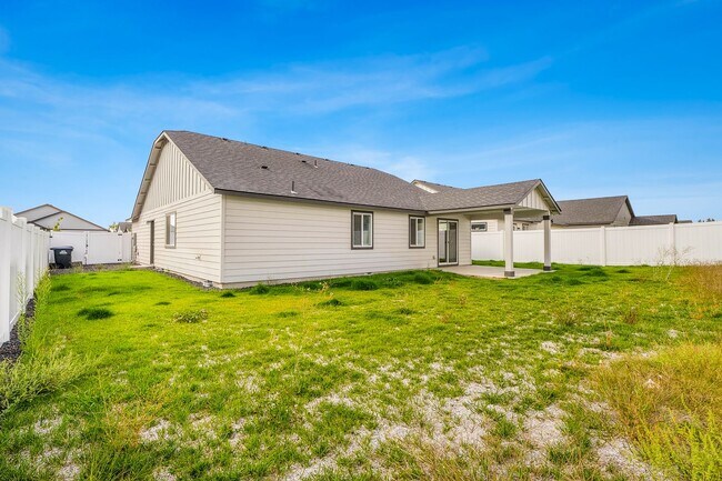 Foto del edificio - 4214 W Wood Ct