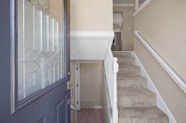 Building Photo - 9212 Foxtail Ct