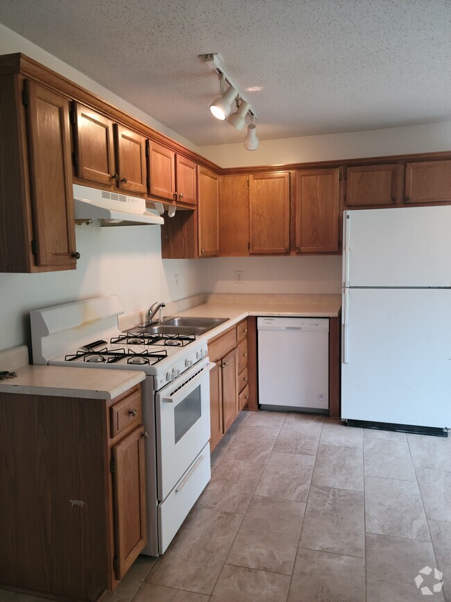 Building Photo - 5362 Cider Mill Rd