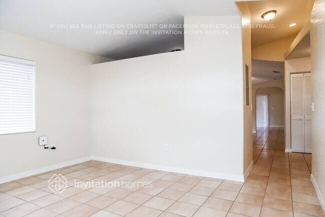 Building Photo - 9991 NW 126th Terrace