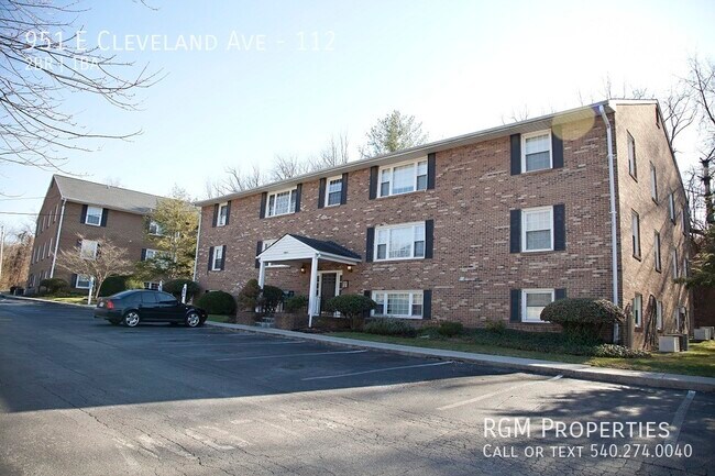 Foto del edificio - 951 E Cleveland Ave