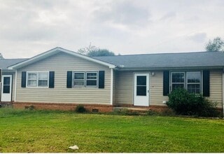 Building Photo - 110 Hunter Dr