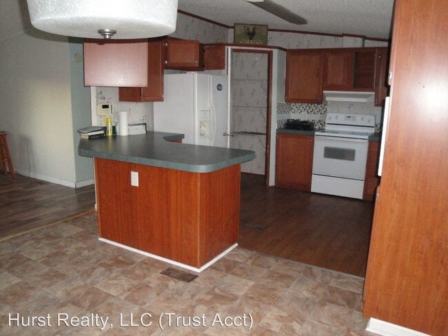 Building Photo - 312 N Winchester Ln