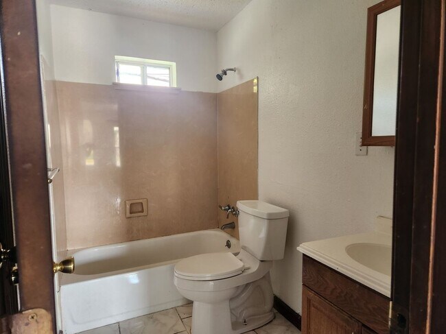 Foto del edificio - 11417 Jefferson Hwy