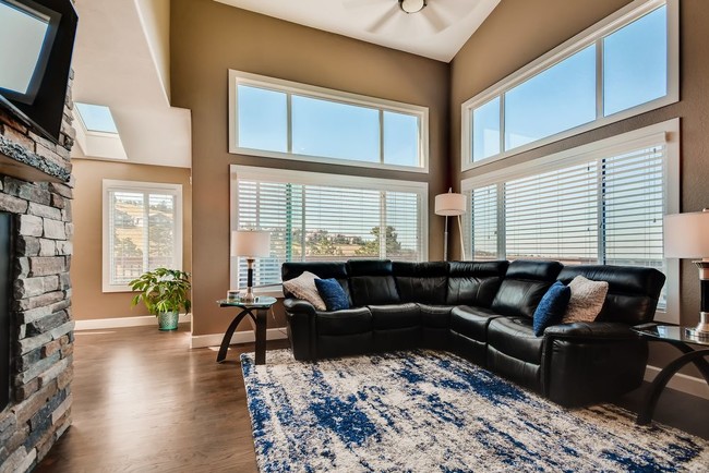 Building Photo - 770 Chimney Creek Dr