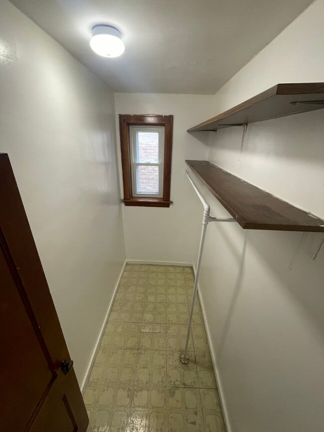 Foto del edificio - 4829 S Tripp Ave