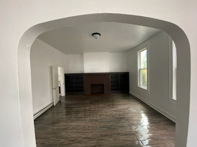 Building Photo - 734 5th Avenue