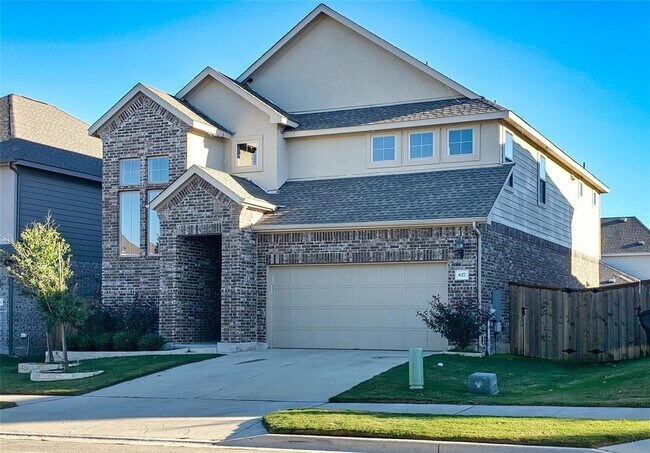 Foto del edificio - 627 Pheasant Hill Ln