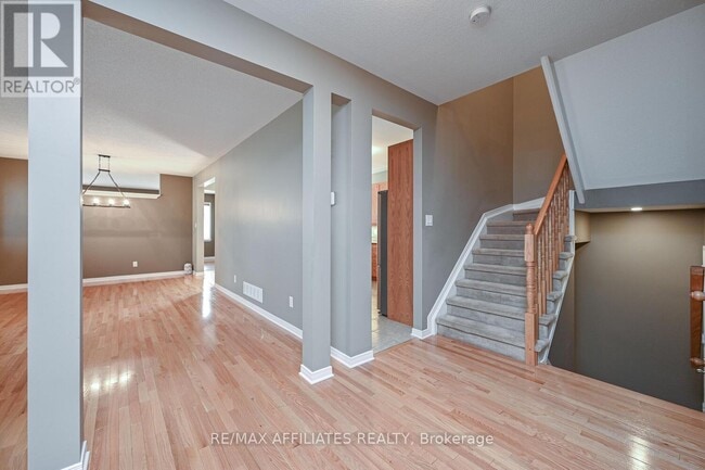 Building Photo - 289 Harthill Way