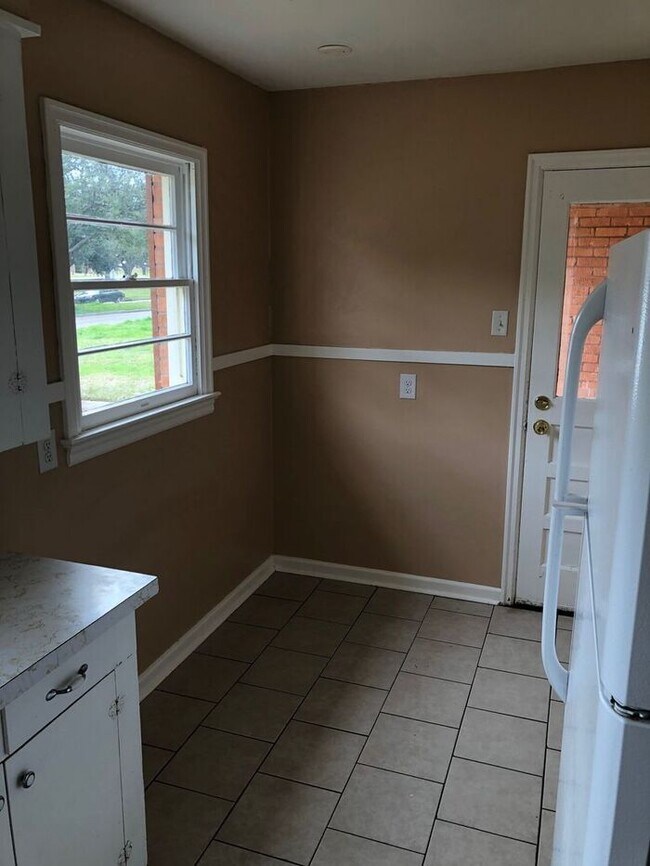 Foto del edificio - *GREAT BROADMOOR HOME*