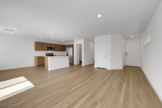 Building Photo - 3269 La Cura Ave